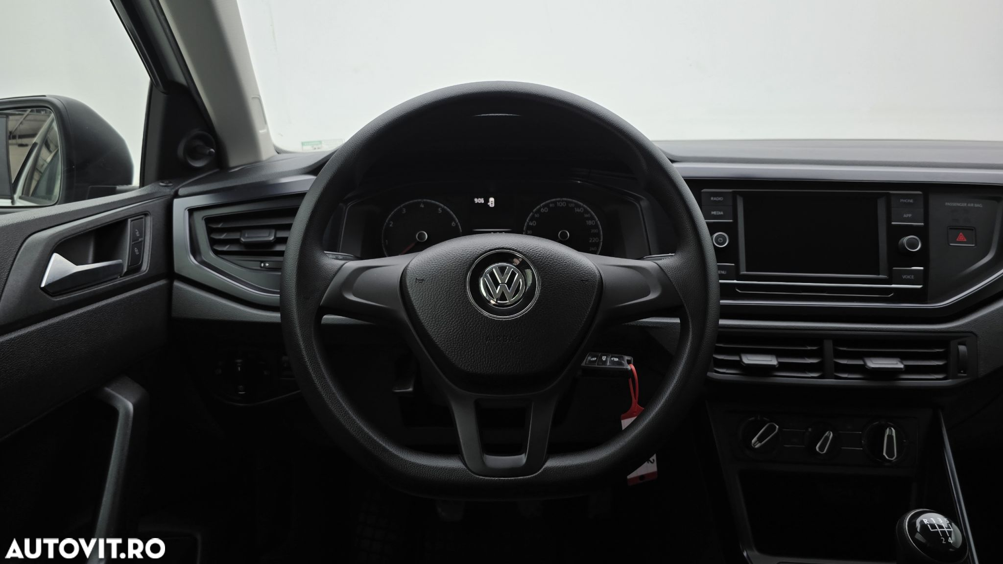 Volkswagen Polo - 15