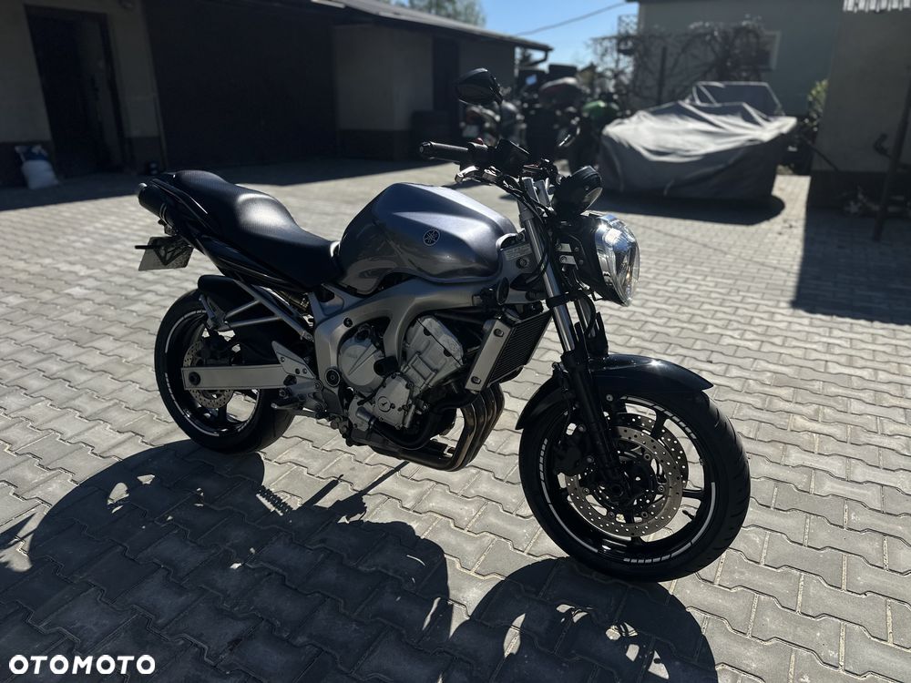 Yamaha FZ6 - 3