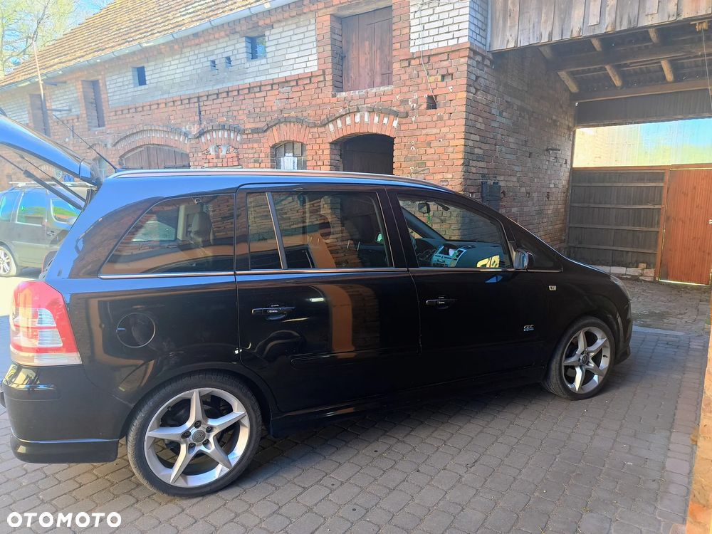 Opel Zafira 1.9 CDTI Sport - 22