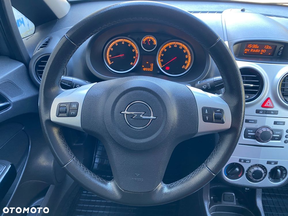 Opel Corsa 1.4 16V Active - 8