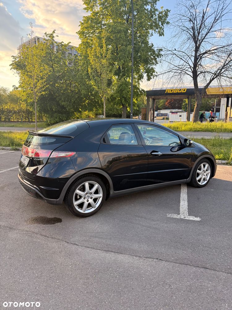 Honda Civic 1.8 Comfort - 7
