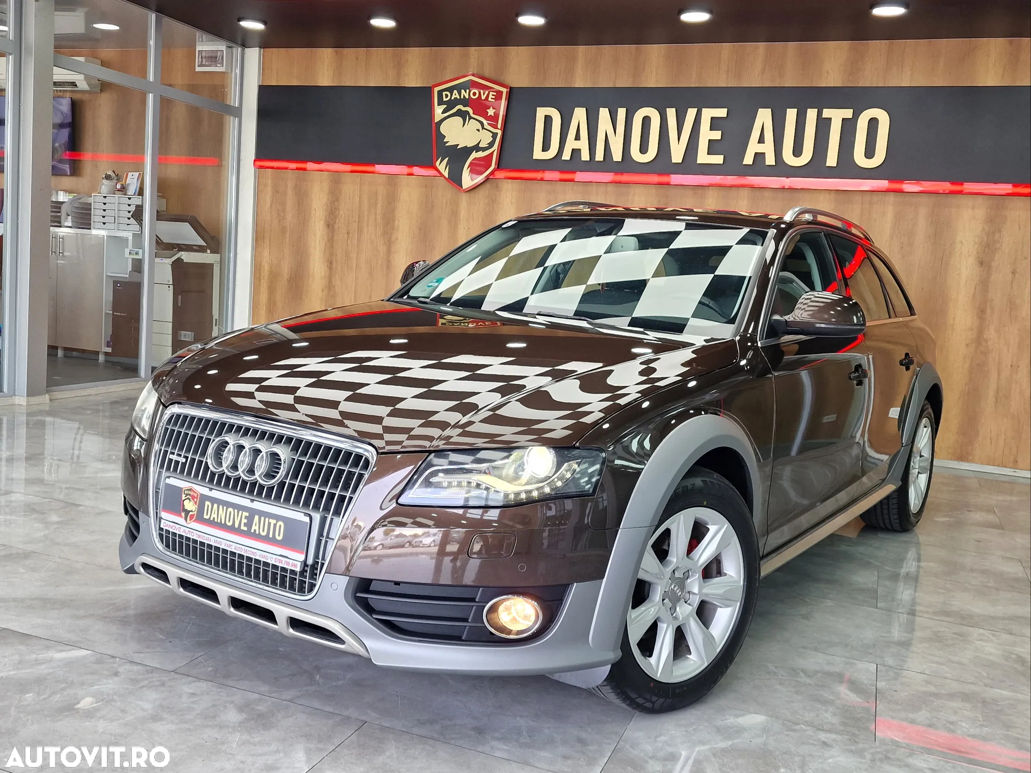 Audi A4 Allroad 2.0 TDI Quattro - 9
