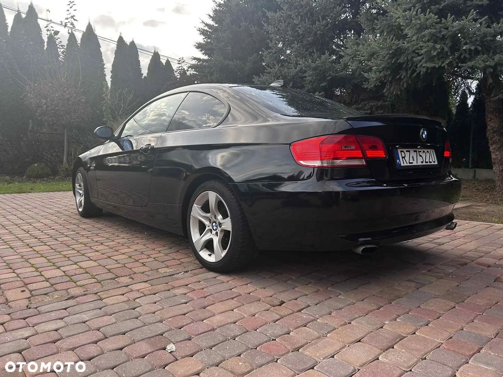 BMW Seria 3 320i - 6