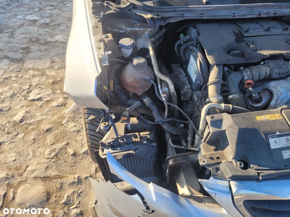 Peugeot 308 e-HDi FAP 115 Stop&Start Active - 15