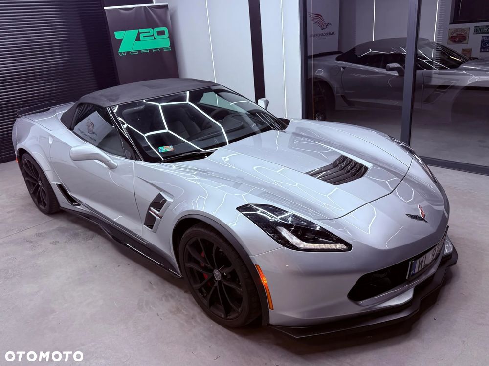 Chevrolet Corvette - 5