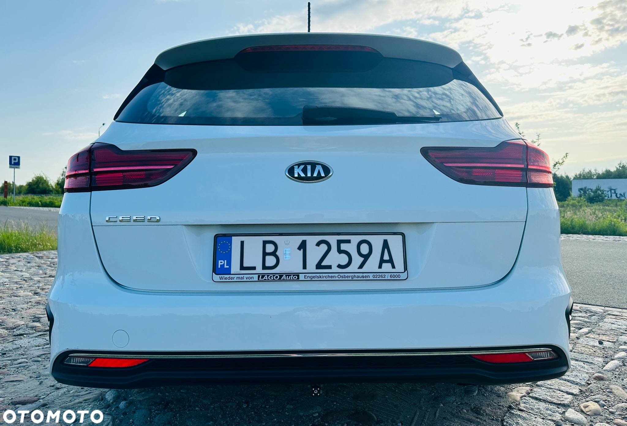 Kia Ceed 1.4 CVVT SW Attract - 4
