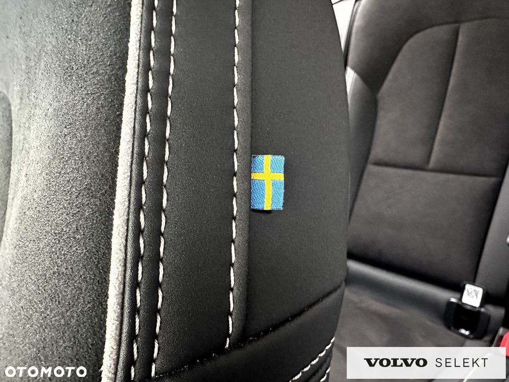 Volvo XC 40 - 33