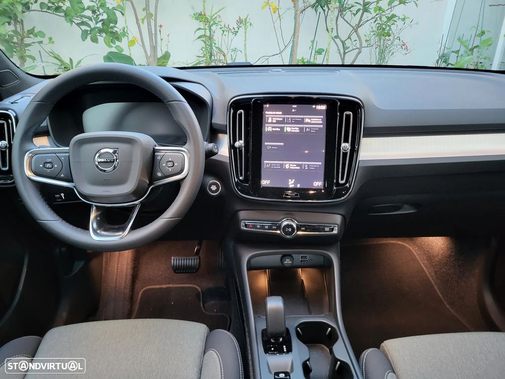 Volvo XC 40 1.5 T2 Core Auto - 10