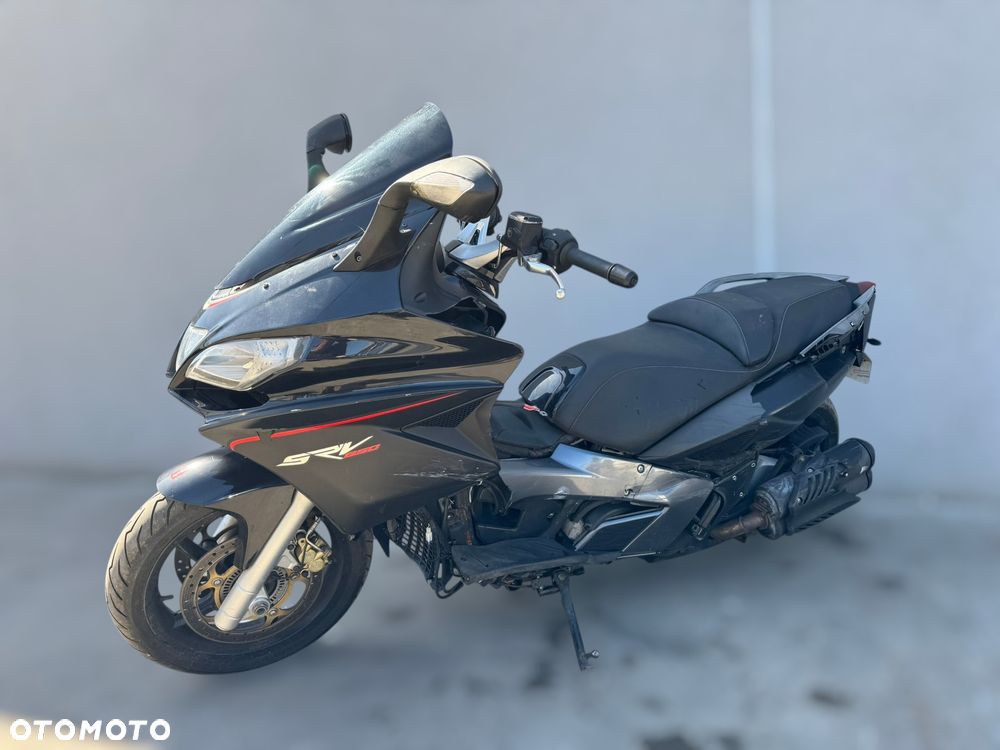 Aprilia SRV 850 - 16