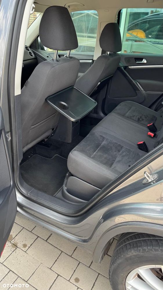 Volkswagen Tiguan - 10
