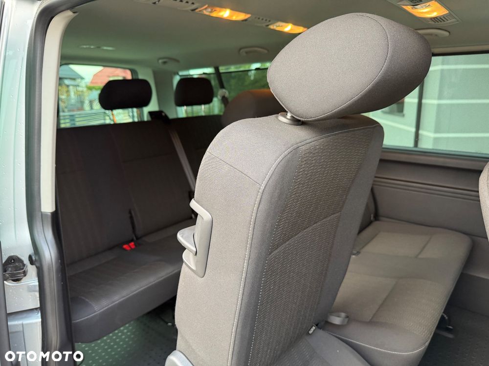 Volkswagen Caravelle 2.0 TDI L2 Highline 4Motion DSG - 22