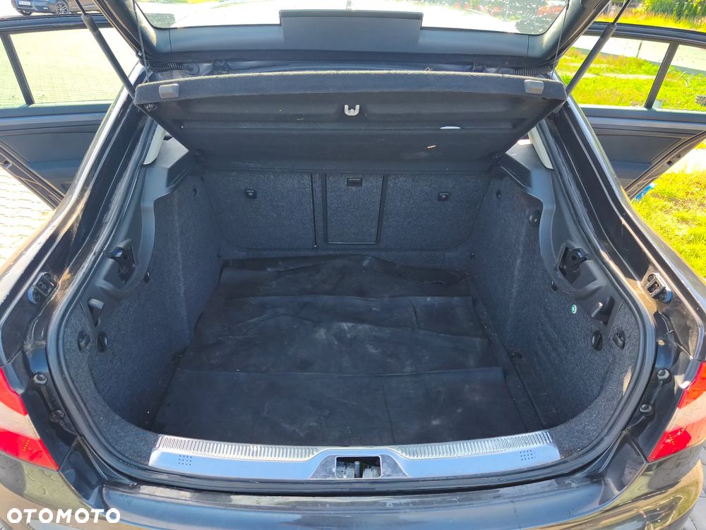 Skoda Superb 2.0 TDI Ambition DSG - 9
