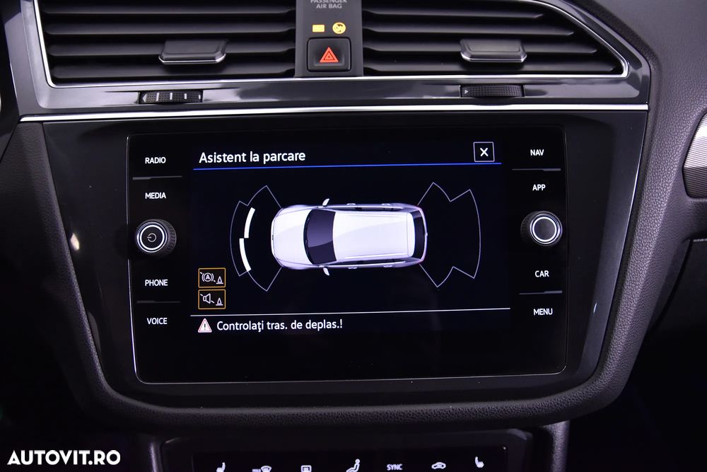 Volkswagen Tiguan - 20