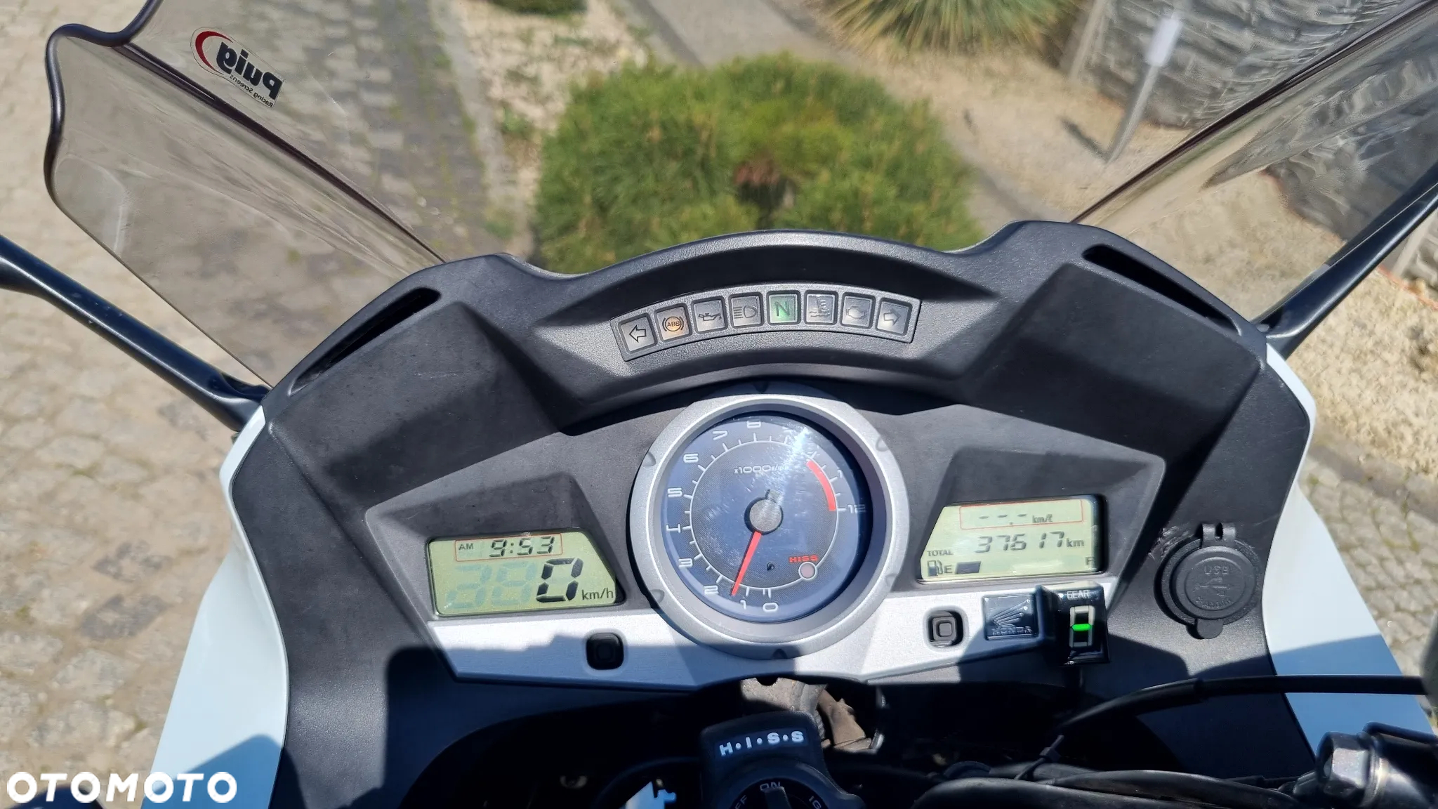 Honda CBF - 10