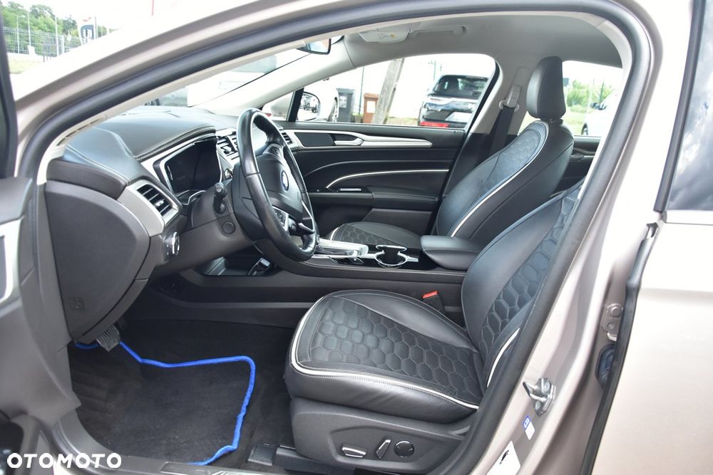 Ford Mondeo 2.0 Start-Stopp CVT Vignale - 21