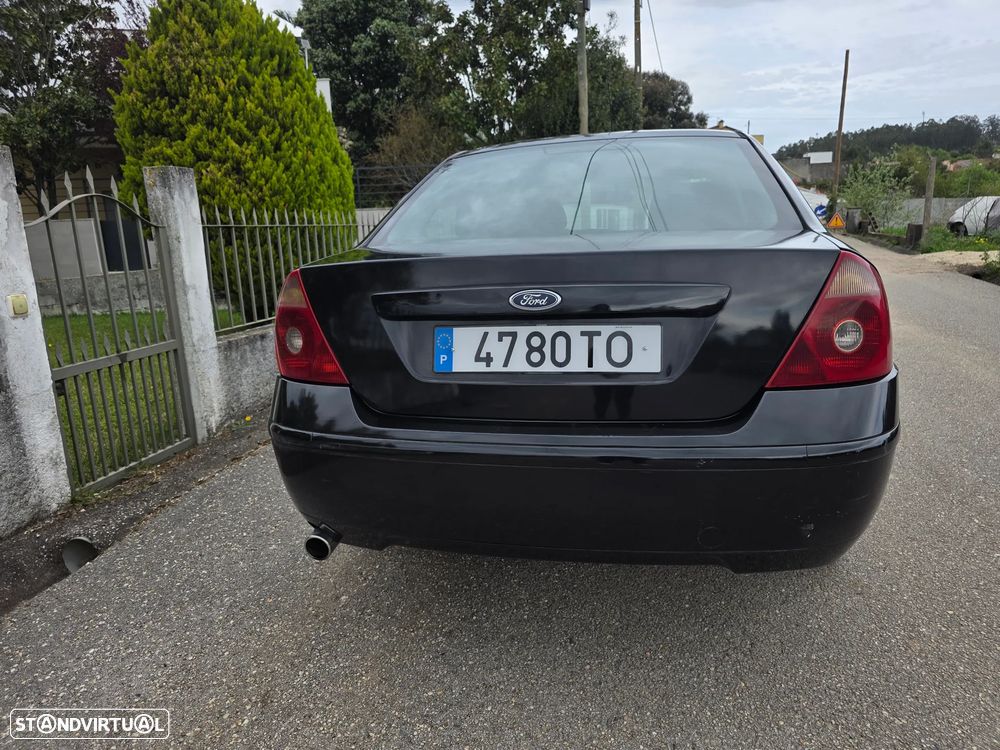 Ford Mondeo 1.8 Trend - 10