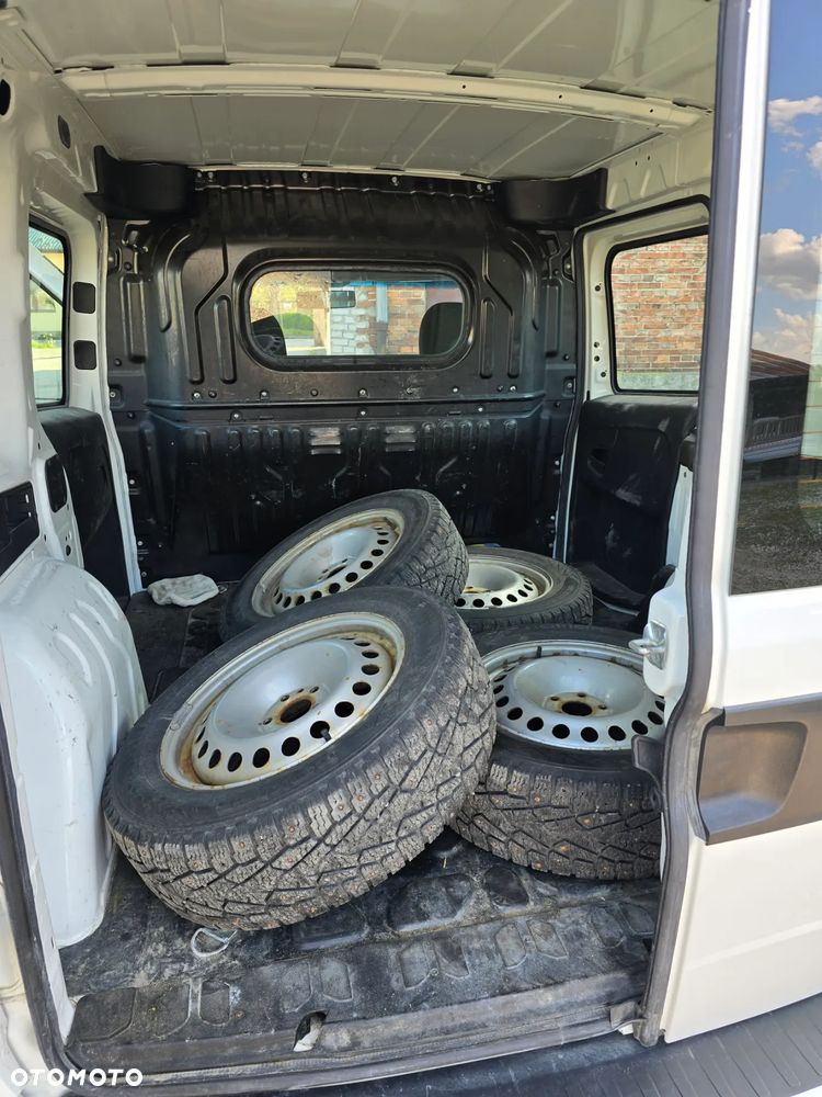 Opel COMBO - 12