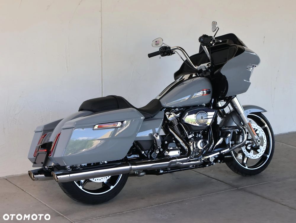 Harley-Davidson Touring Road Glide - 8
