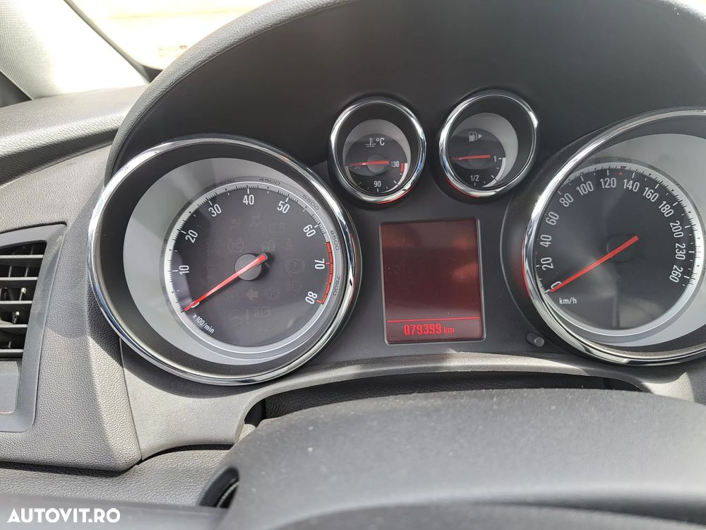 Opel Astra 1.4 Turbo ECOTEC Enjoy - 11