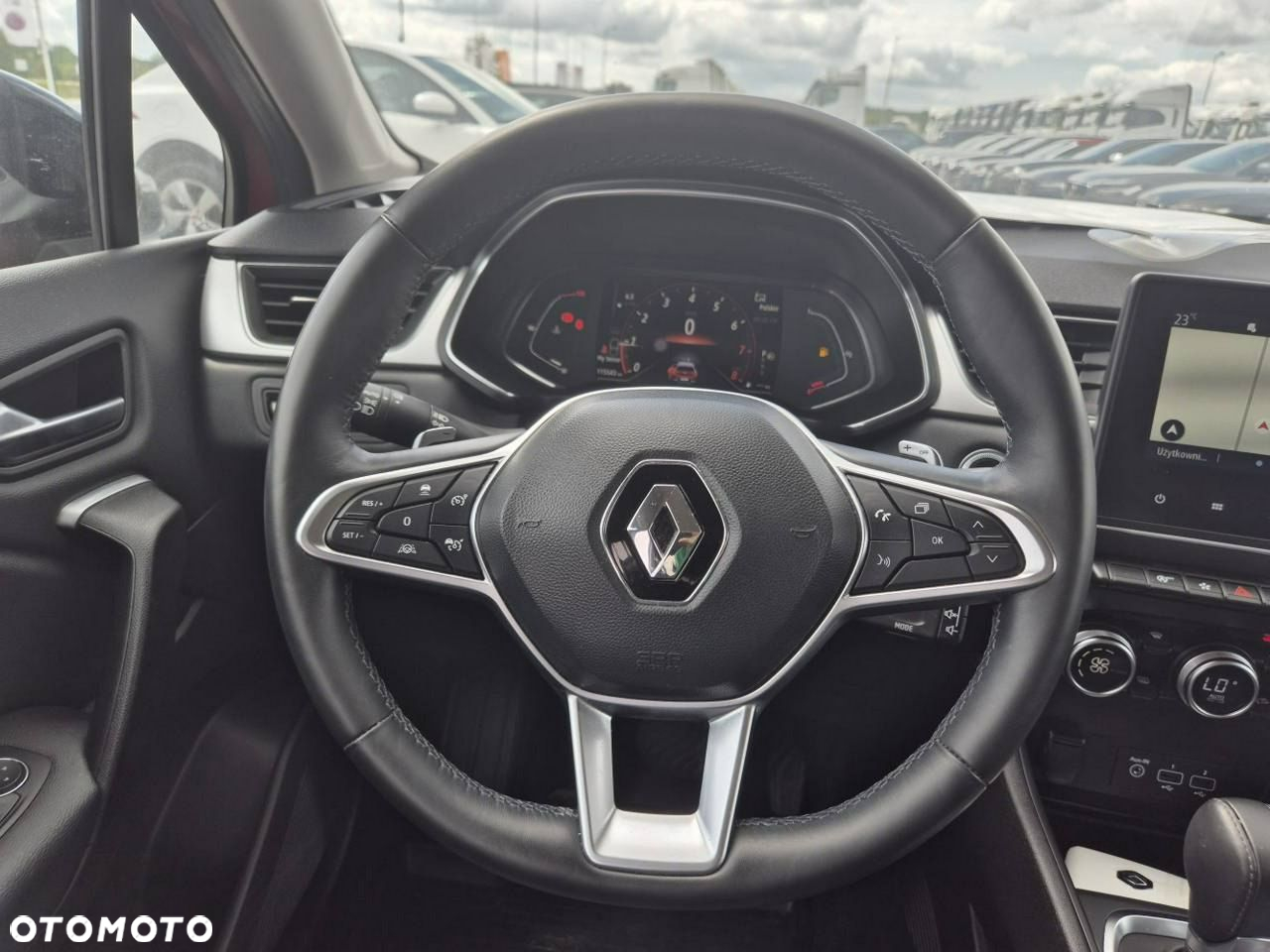 Renault Captur - 10