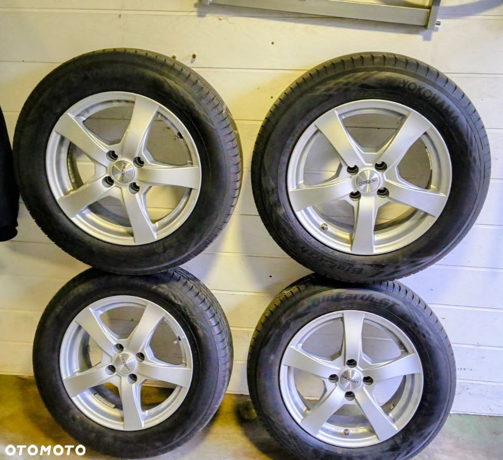 Dacia Sandero 1.2 16V Laureate - 5