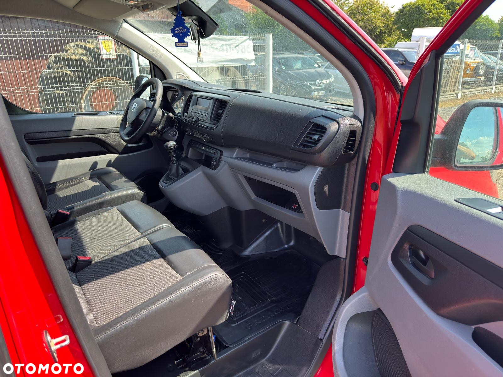 Toyota Proace - 9