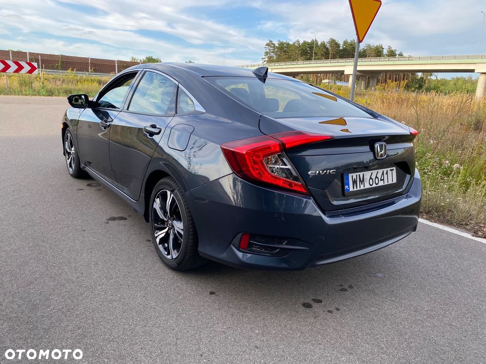 Honda Civic 1.5 i-VTEC Turbo Executive - 14