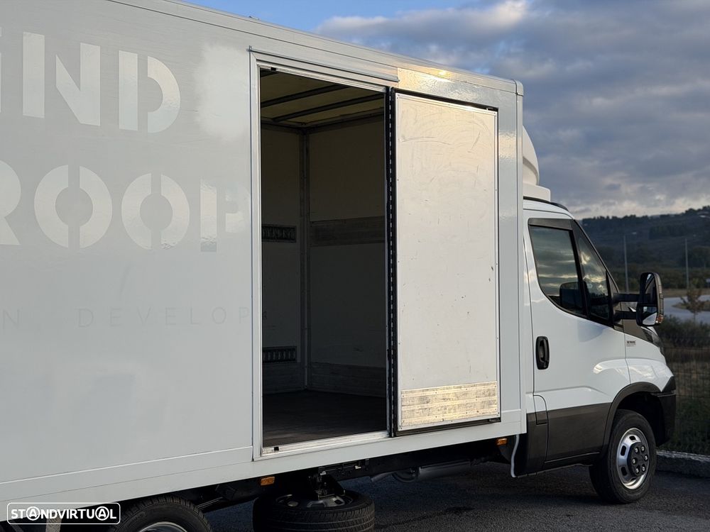 Iveco Daily 35-160 3L Plataforma - 14