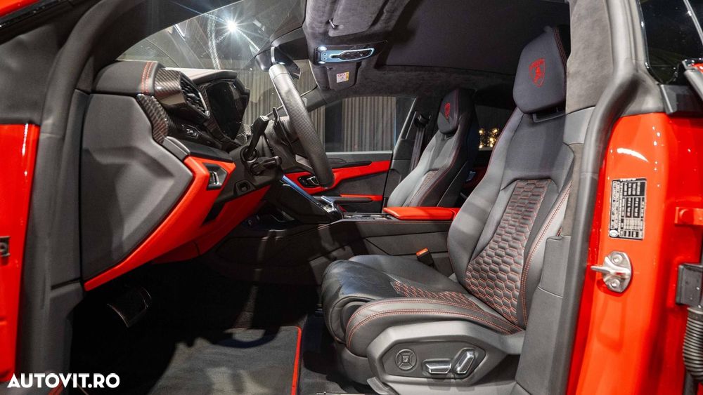 Lamborghini URUS - 17