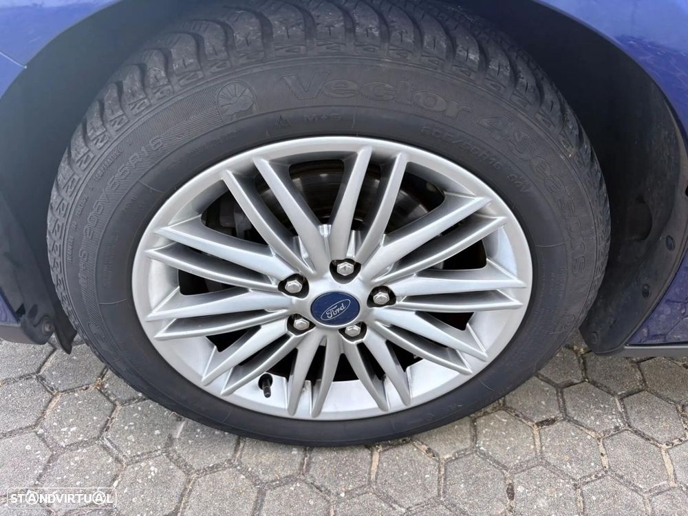 Ford Focus 1.0 EcoBoost S&S COOL&CONNECT DESIGN - 13