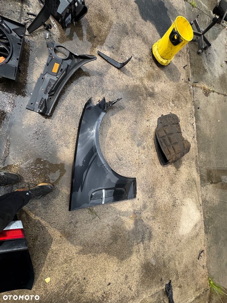 Jaguar xf PEL leg ha Czarny czarne   Do Czarnego Drzwi prawe lewe przednie tylne tył szyba -350sztuka   Klapa bagażnika klapa tylnia tył 400zl   Błotnik prawy lewe 350 sztuka   Lampa prawa lewa  -300zl   Komplet chłodnic wentylator -450     Wszystkie części Jaguar xf szybka wysyłka - 10