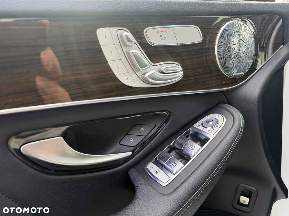 Mercedes-Benz GLC 300 4Matic 9G-TRONIC - 8