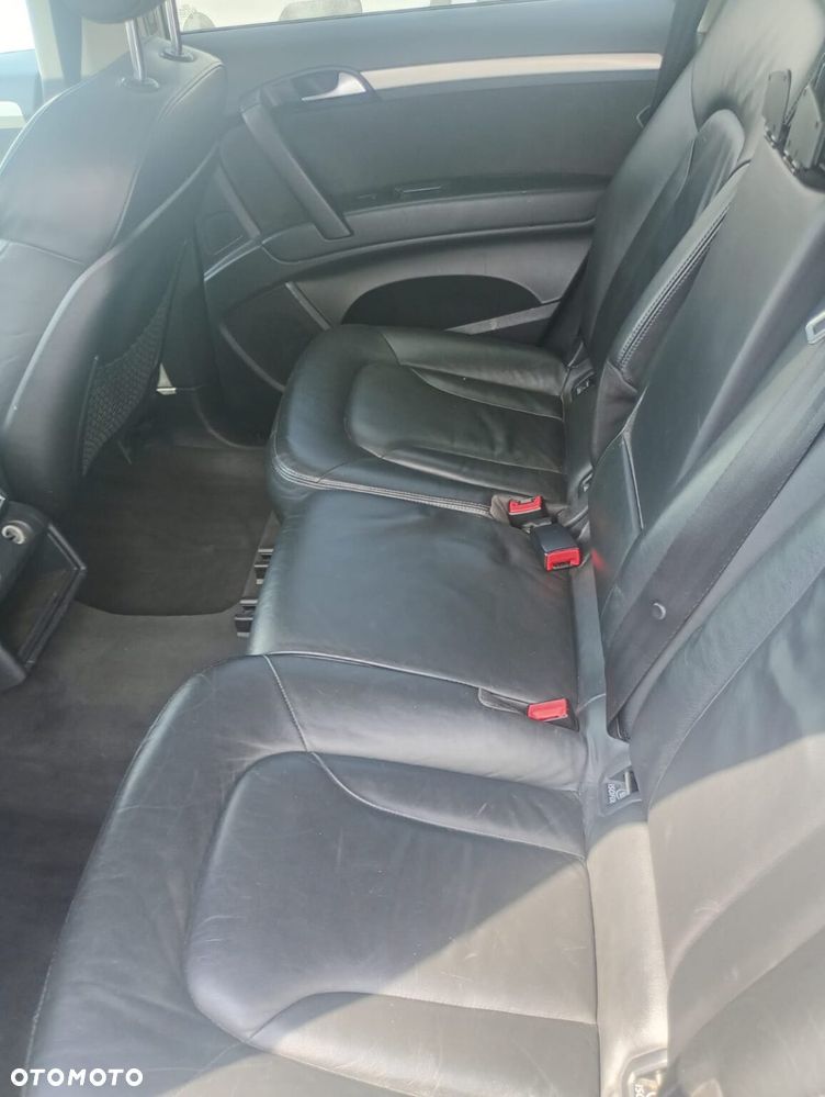 Audi Q7 3.0 TDI DPF quattro tiptronic - 11