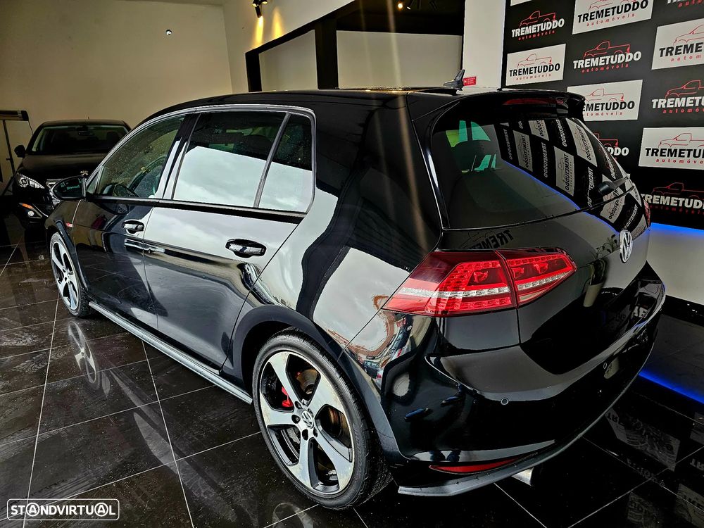 VW Golf GTI Performance BlueMotion - 4