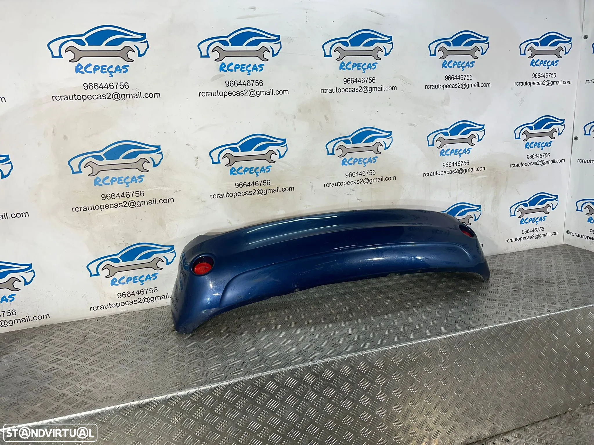 Parachoques Traseiro Tras Original Ford Fiesta 5 MK5 V Facelift 6S61-17K82 2002 - 2008 - 2