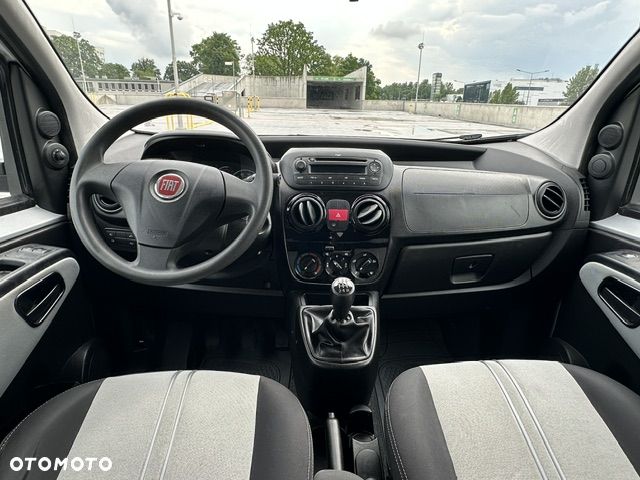 Fiat Fiorino Kombi Adventure - 11