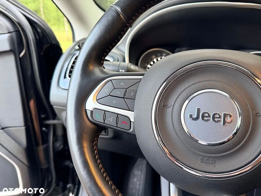 Jeep Compass 2.4I 4x4 CVT Limited - 16