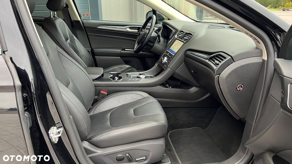 Ford Mondeo - 8
