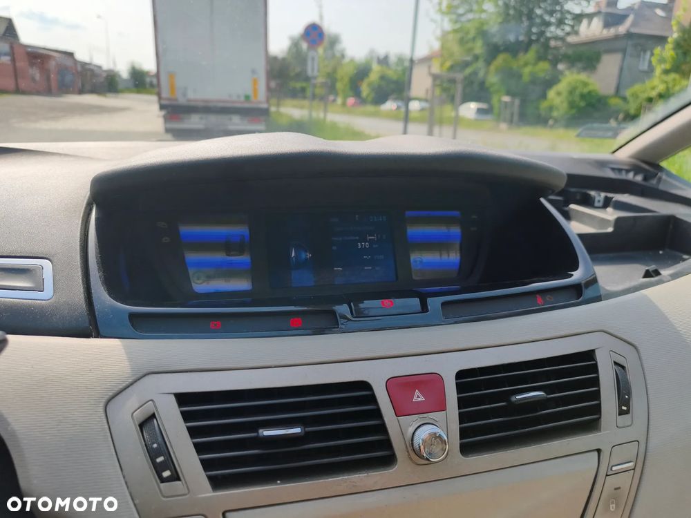 Citroën C4 Grand Picasso 2.0 16V EGS6 Exclusive - 25