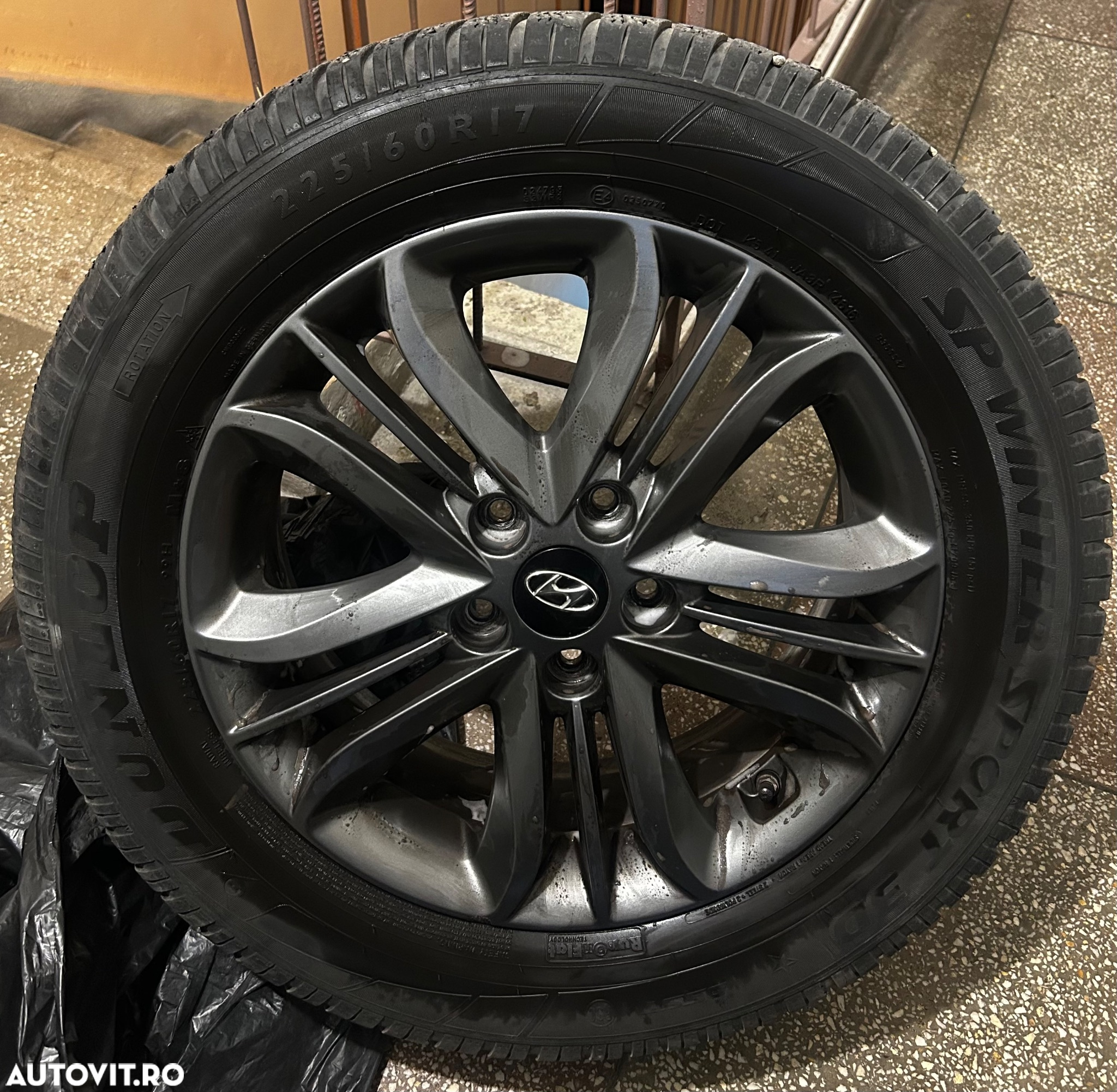 Hyundai Tucson blue 1.7 CRDi 2WD DCT Premium - 11