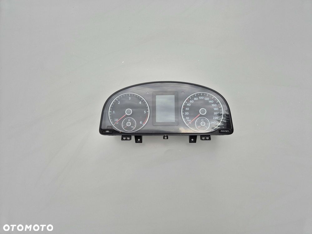 VW CADDY III 1.6 TDI Licznik Zegary Manual Europa - 2