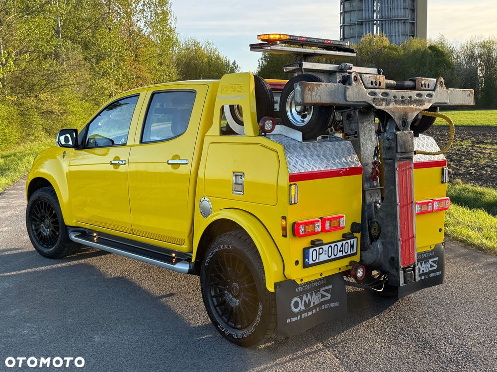 Isuzu D Max OMARS - 10