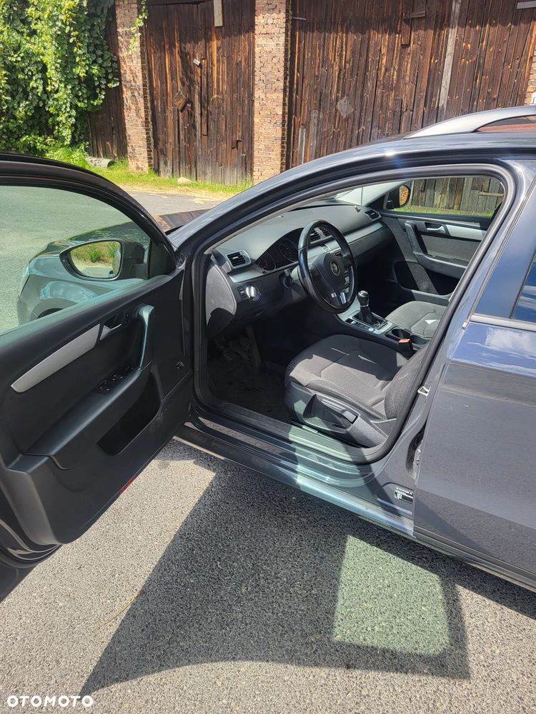 Volkswagen Passat 1.4 TSI Comfortline - 11