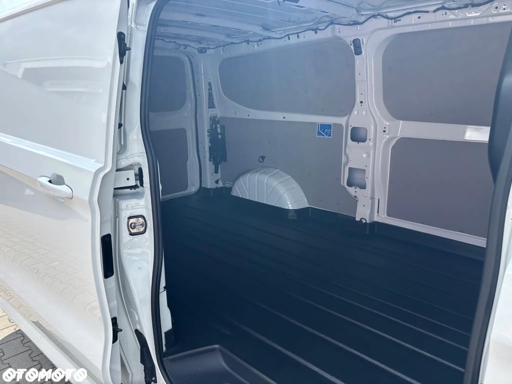 Ford TRANSIT CUSTOM - 5