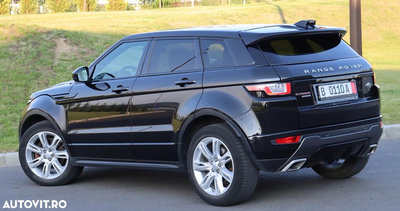 Land Rover Range Rover Evoque 2.0 D150 R-Dynamic HSE - 10