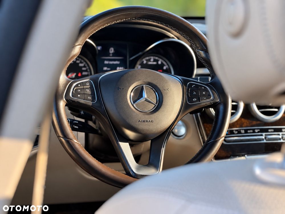 Mercedes-Benz GLC - 22
