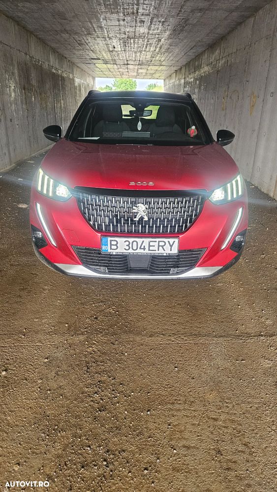 Peugeot 2008 1.2 L PureTech STT GT Line - 3