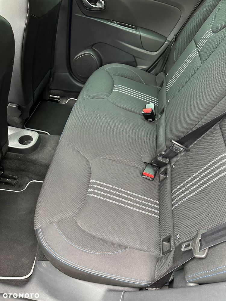 Renault Clio - 14