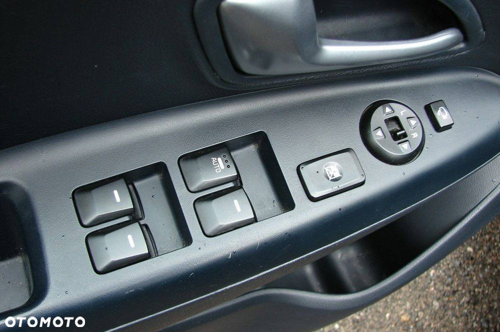 Kia Rio - 7