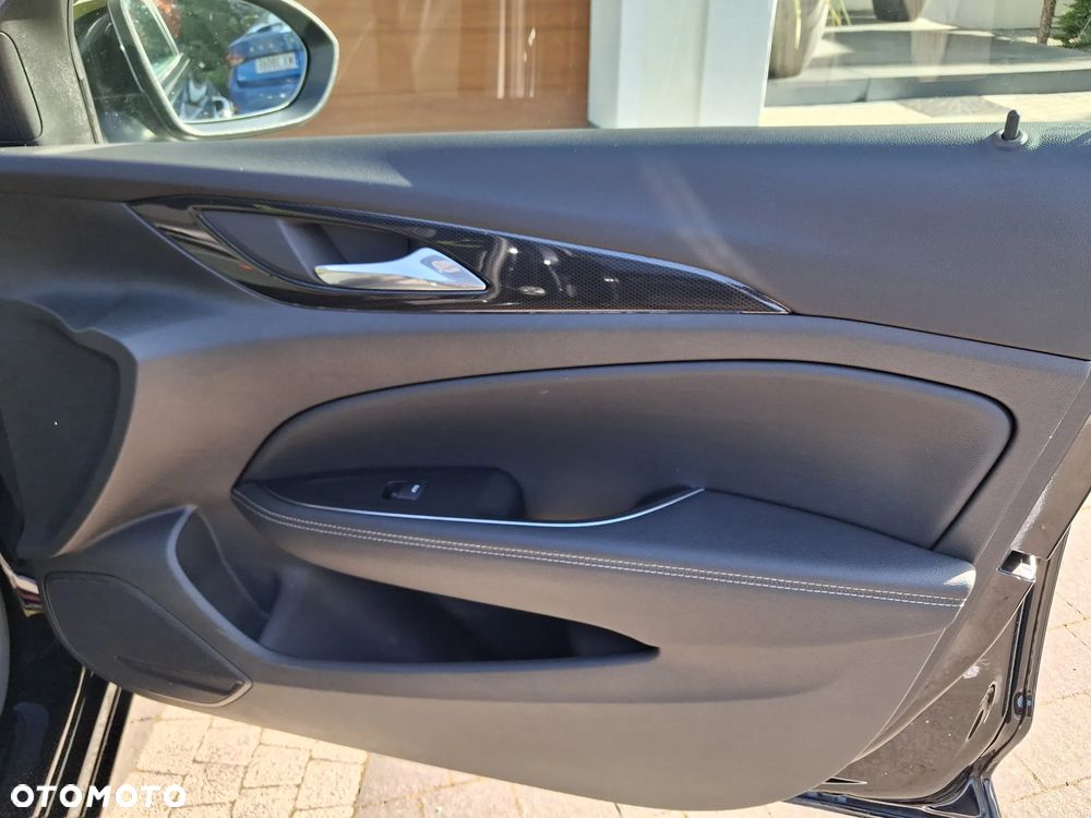 Opel Insignia 2.0 CDTI Elegance S&S - 6